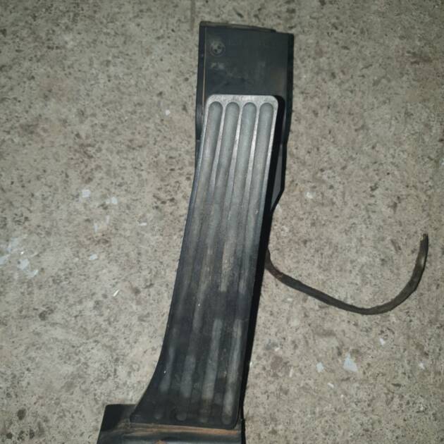 OEM BMW Floor-Mounted Accelerator Gas Pedal Assembly Module – Used